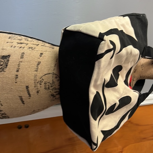 Disney Limited Edition Mickey & Minnie Mouse Large Tote Bag NWOT - Picture 3 of 5